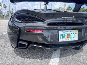 2020 McLaren 570S Coupe – miniatura 26