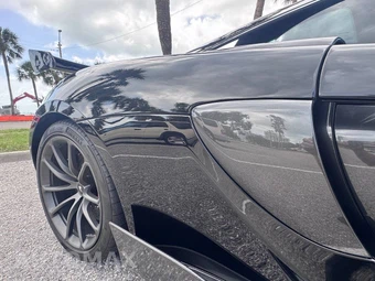 2020 McLaren 570S Coupe – miniatura 36