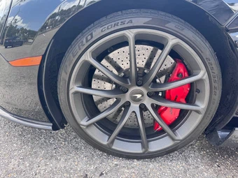 2020 McLaren 570S Coupe – miniatura 44
