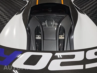 2020 McLaren 620R – miniatura 14