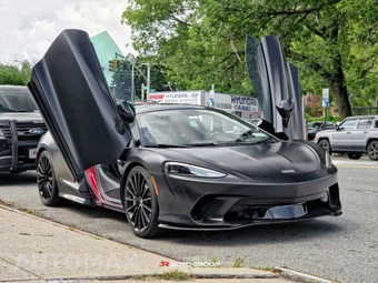 2020 McLaren GT – miniatura 13