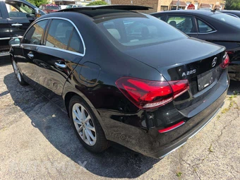 2020 Mercedes-Benz A 220 4MATIC - miniatura 2