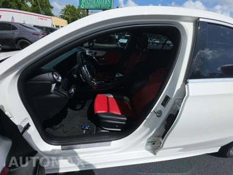 2020 Mercedes-Benz A 220 - miniatura 3