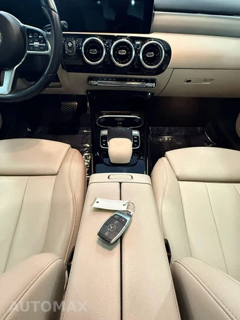 2020 Mercedes-Benz A 220 - miniatura 23
