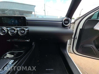 2020 Mercedes-Benz A 220 – miniatura 16
