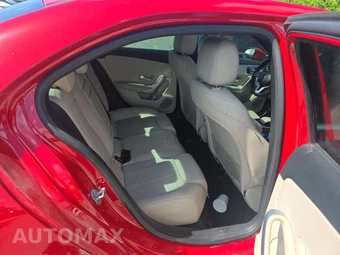 2020 Mercedes-Benz A 220 – miniatura 13