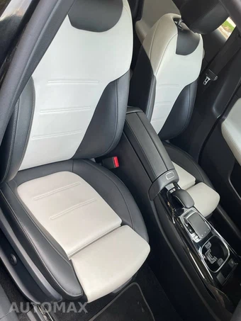 2020 Mercedes-Benz AMG A 35 4MATIC - miniatura 25