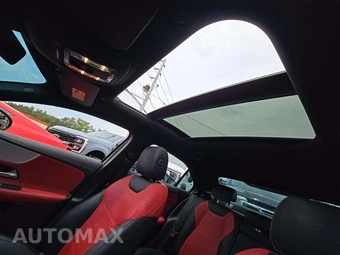2020 Mercedes-Benz AMG A 35 4MATIC - miniatura 11