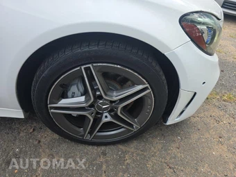 2020 Mercedes-Benz AMG C 43 4MATIC Sedan - miniatura 9