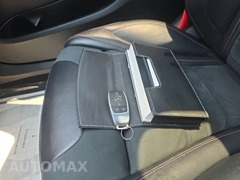 2020 Mercedes-Benz AMG C 43 4MATIC Sedan - miniatura 23