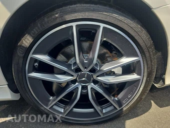 2020 Mercedes-Benz AMG C 43 4MATIC Sedan – miniatura 11