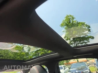 2020 Mercedes-Benz AMG C 43 4MATIC Sedan – miniatura 17
