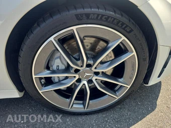 2020 Mercedes-Benz AMG C 43 4MATIC Sedan – miniatura 9