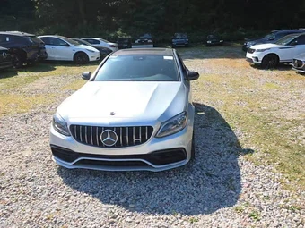 2020 Mercedes-Benz AMG C 63 S Sedan - miniatura 2