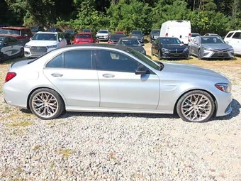 2020 Mercedes-Benz AMG C 63 S Sedan - miniatura 5