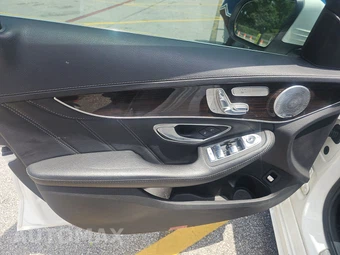 2020 Mercedes-Benz AMG C 63 Sedan - miniatura 15