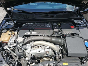 2020 Mercedes-Benz AMG CLA 35 4MATIC - miniatura 23