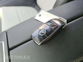 2020 Mercedes-Benz AMG CLA 35 4MATIC - miniatura 8