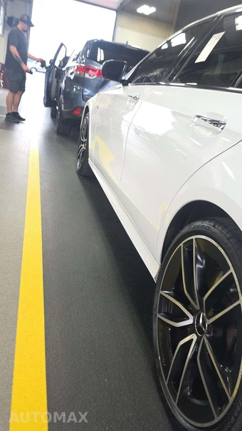 2020 Mercedes-Benz AMG E 53 4MATIC Sedan - miniatura 23