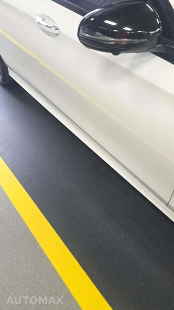 2020 Mercedes-Benz AMG E 53 4MATIC Sedan - miniatura 28