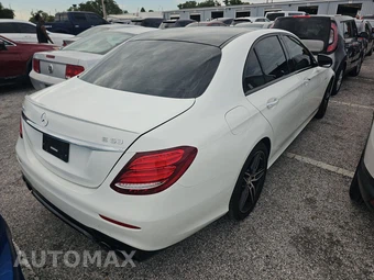 2020 Mercedes-Benz AMG E 53 4MATIC Sedan - miniatura 4