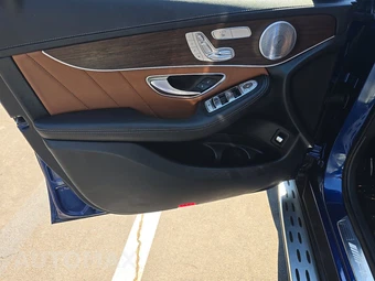 2020 Mercedes-Benz AMG GLC 43 4MATIC – miniatura 9
