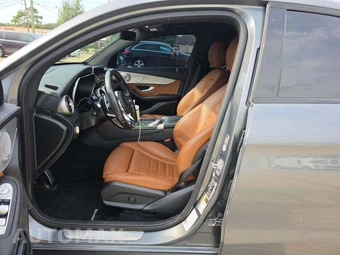 2020 Mercedes-Benz AMG GLC 43 4MATIC - miniatura 3