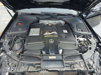 2020 Mercedes-Benz AMG GT 63 4MATIC Sedan - miniatura 19