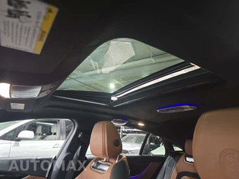 2020 Mercedes-Benz AMG GT 63 S 4MATIC Sedan – miniatura 11