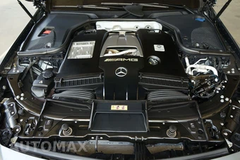 2020 Mercedes-Benz AMG GT 63 S 4MATIC Sedan - miniatura 33