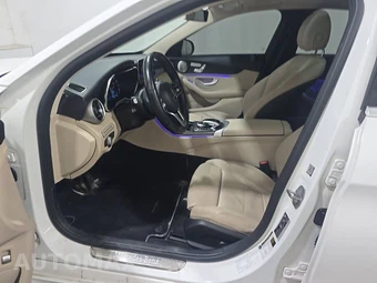 2020 Mercedes-Benz C 300 4MATIC Sedan - miniatura 7