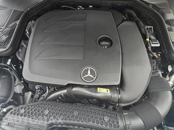 2020 Mercedes-Benz C 300 4MATIC Sedan - miniatura 16
