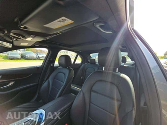2020 Mercedes-Benz C 300 4MATIC Sedan - miniatura 11
