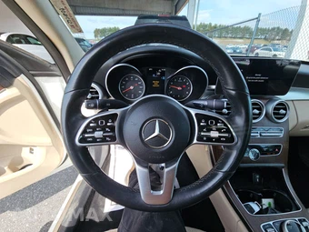 2020 Mercedes-Benz C 300 Sedan – miniatura 10