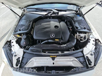 2020 Mercedes-Benz C 300 Sedan – miniatura 15