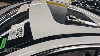 2020 Mercedes-Benz C 300 Sedan – miniatura 17