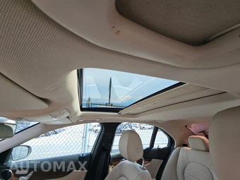 2020 Mercedes-Benz C 300 Sedan – miniatura 19