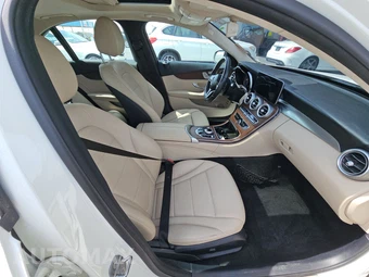 2020 Mercedes-Benz C 300 Sedan – miniatura 8