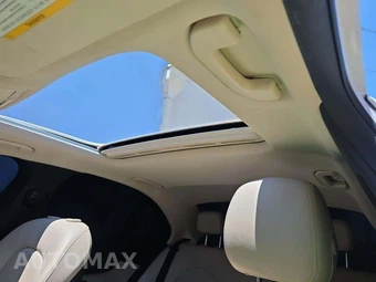 2020 Mercedes-Benz C 300 Sedan - miniatura 11