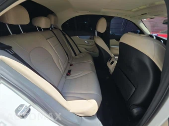2020 Mercedes-Benz C 300 Sedan - miniatura 16