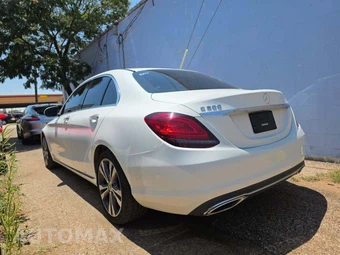 2020 Mercedes-Benz C 300 Sedan - miniatura 2