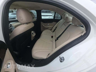 2020 Mercedes-Benz C 300 Sedan - miniatura 13
