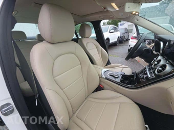 2020 Mercedes-Benz C 300 Sedan - miniatura 18
