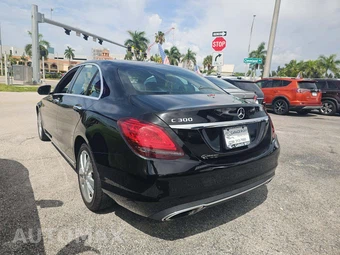 2020 Mercedes-Benz C 300 Sedan – miniatura 2