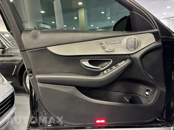 2020 Mercedes-Benz C 300 Sedan - miniatura 34