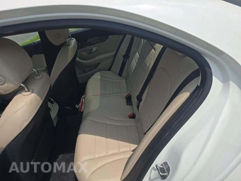 2020 Mercedes-Benz C 300 Sedan - miniatura 13