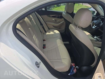 2020 Mercedes-Benz C 300 Sedan - miniatura 16