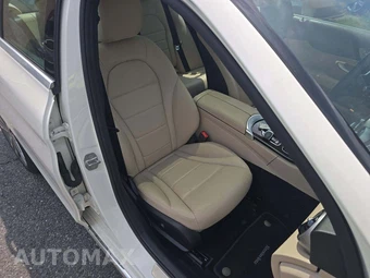 2020 Mercedes-Benz C 300 Sedan - miniatura 18