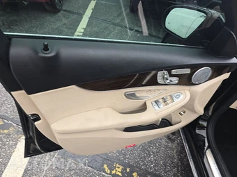 2020 Mercedes-Benz C 300 Sedan - miniatura 9