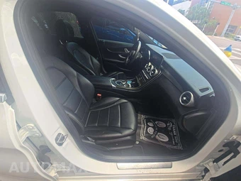 2020 Mercedes-Benz C 300 Sedan - miniatura 18